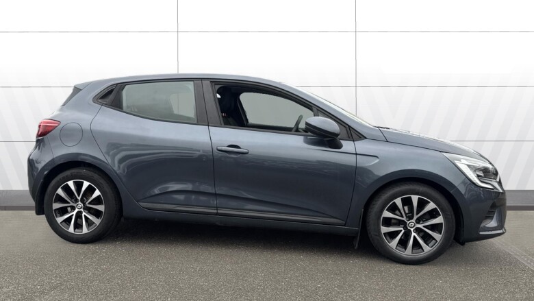 Renault Clio 1.0 TCe 90 Iconic 5dr Petrol Hatchback